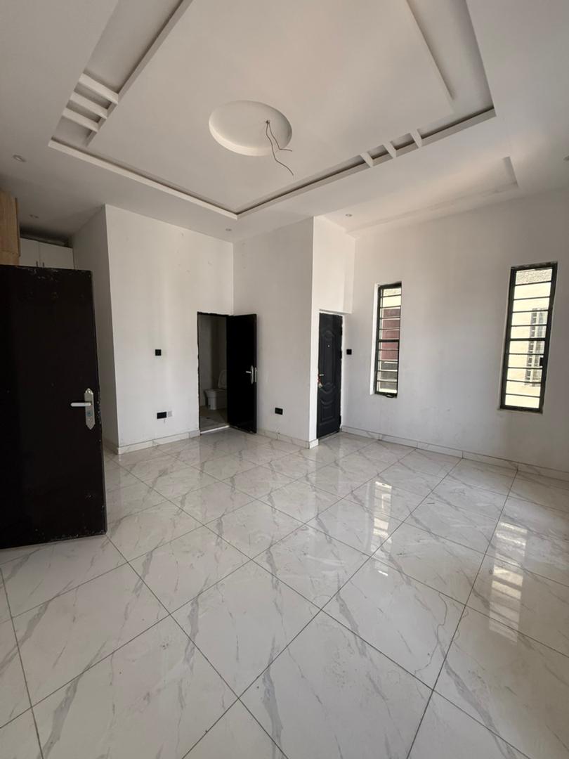 Well Finished 3Bedrooms Terrace Duplex For Sale — photo 2
