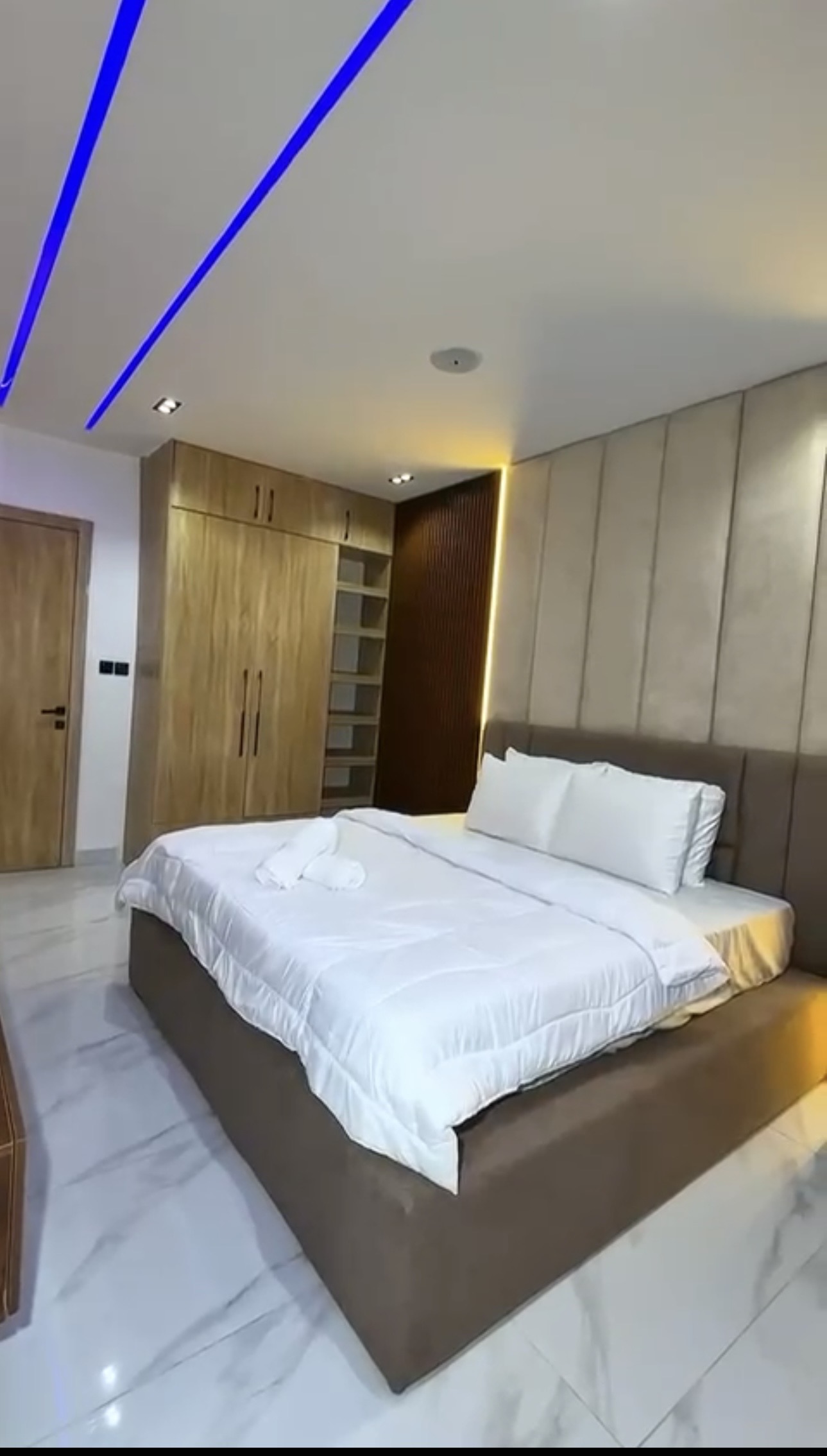 Sophisticated 2 Bedroom, Lekki Phase 1 — photo 3