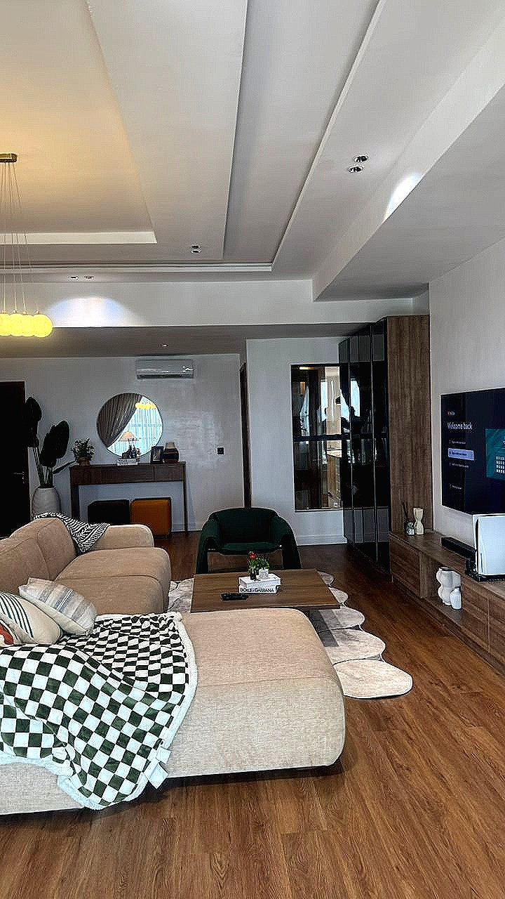 Chrome Height Penthouse, Lekki Phase 1 | Sea View — photo 2