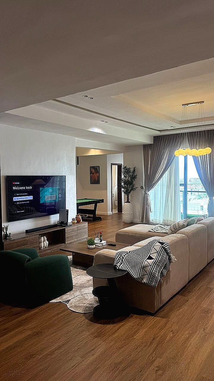 Chrome Height Penthouse, Lekki Phase 1 | Sea View — photo 3