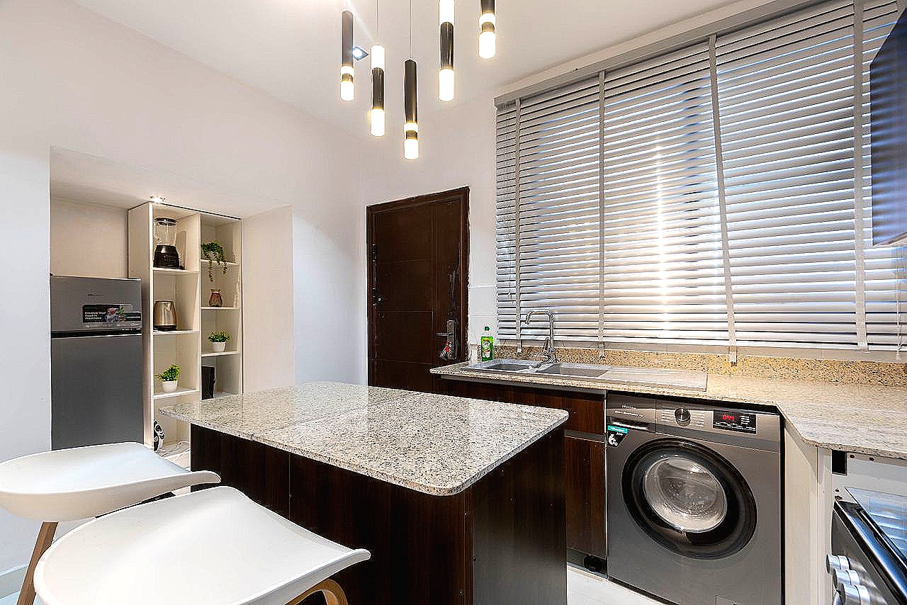 Luxury 2 Bed Maisonette, Lekki Phase 1 — photo 6