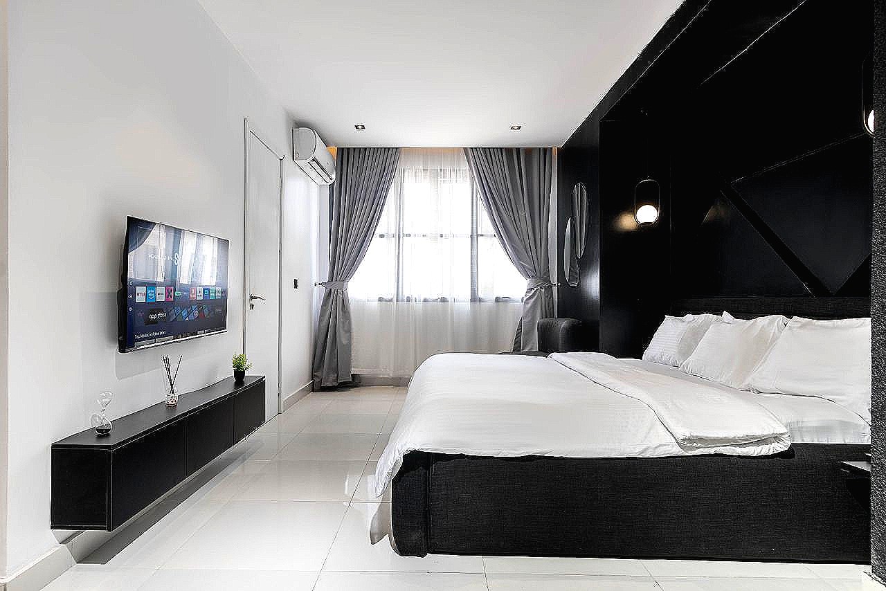 Luxury 2 Bed Maisonette, Lekki Phase 1 — photo 8