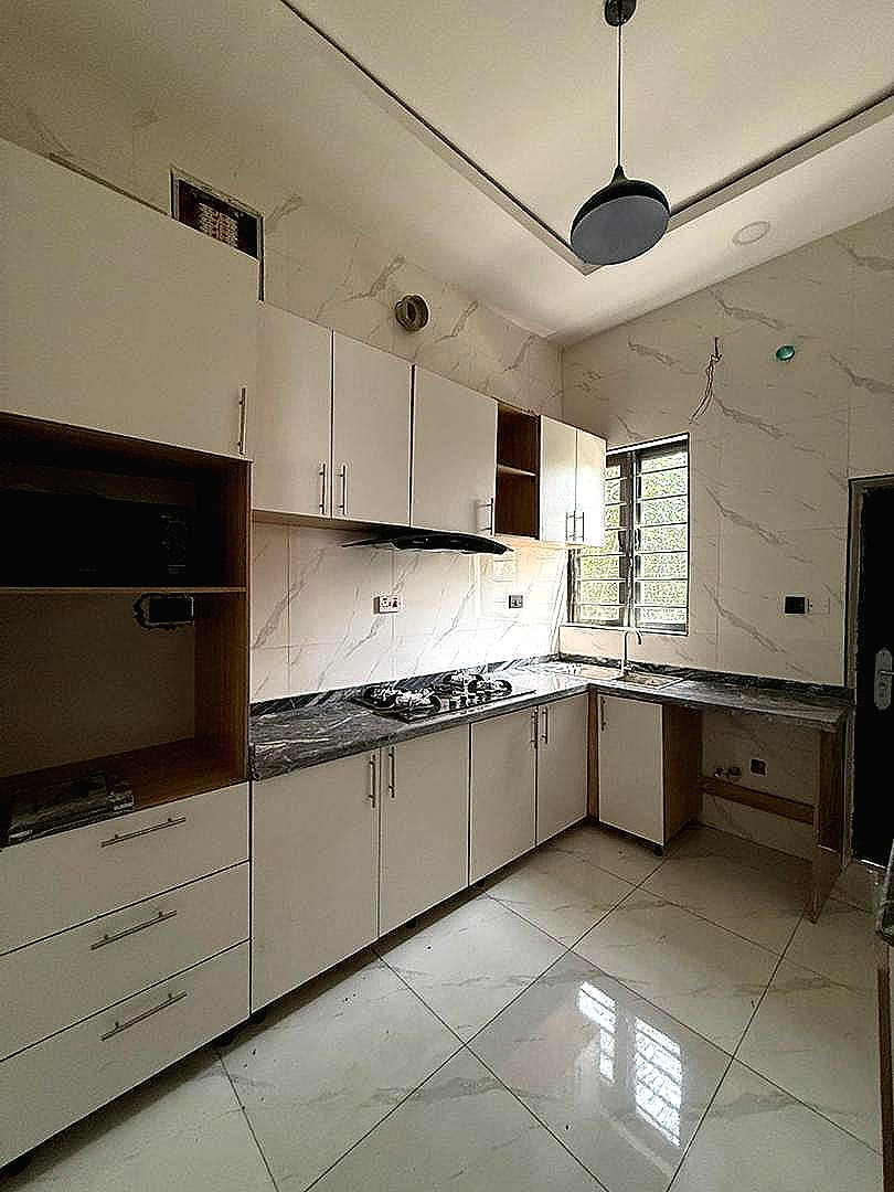 Well Finished 3Bedrooms Terrace Duplex For Sale — photo 3