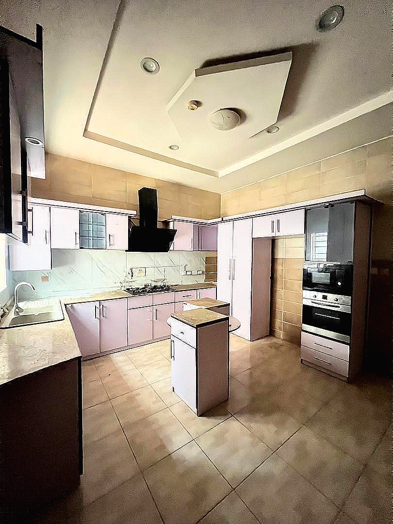 5 bedroom fully detached house +bq — photo 7