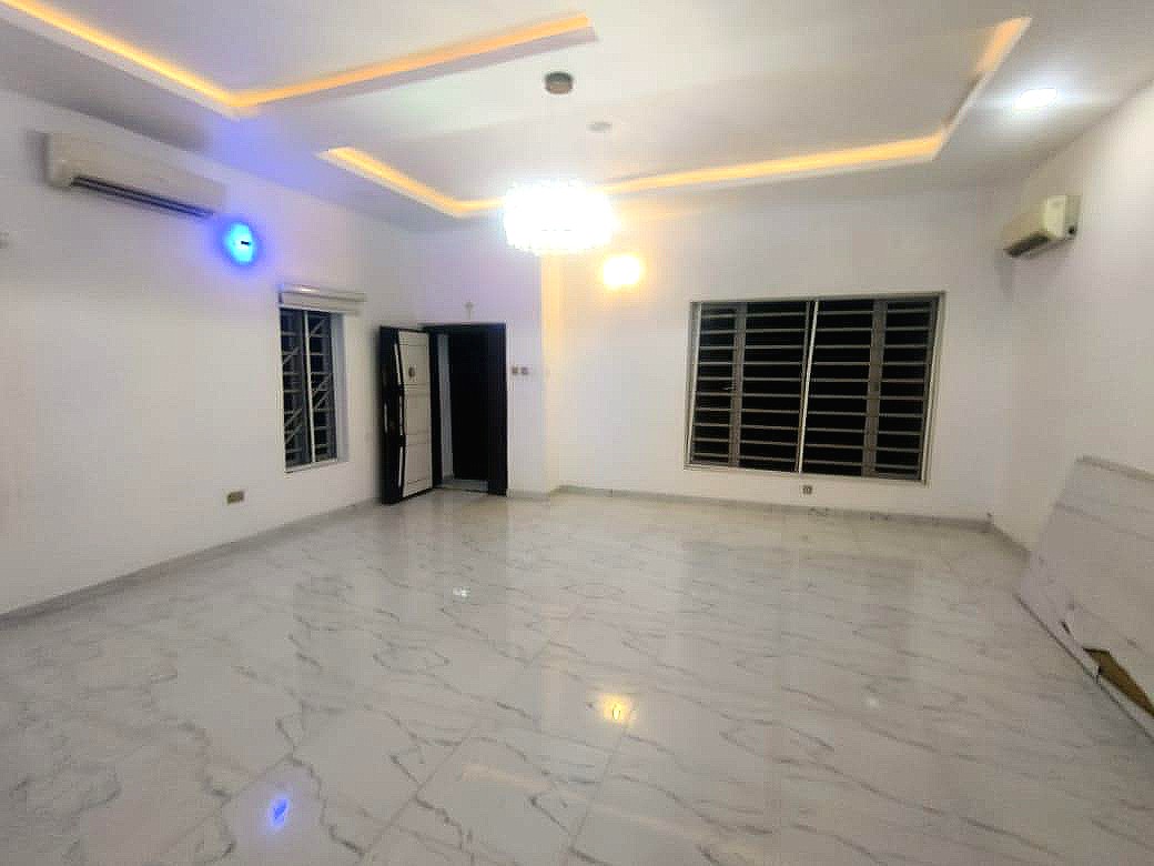 4 bedroom semi detached + bq — photo 4
