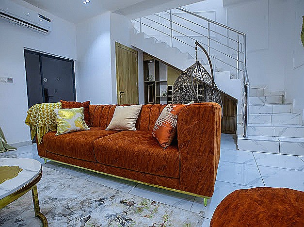 Spacious 3 Bedroom secure Estate, Orchid Lekki — photo 1