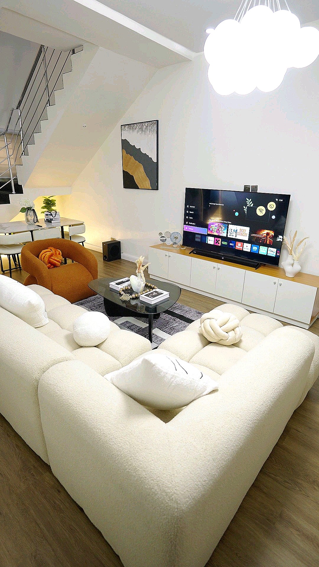 Crowned Comfort: 2 Bedroom Duplex | Pool & Gym, Lekki — photo 1