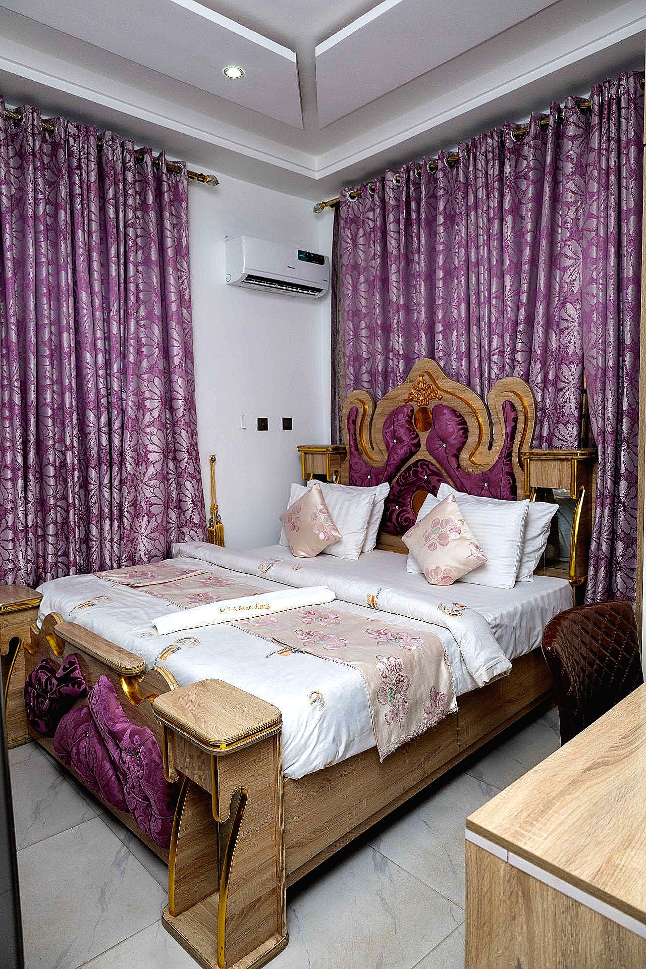 Premium Executive Room Asokoro with Workspace — photo 1