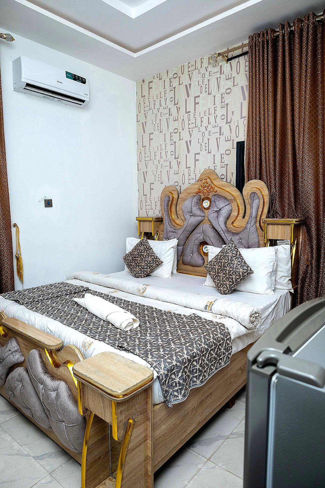 Standard Single room home away from home | Asokoro — photo 1