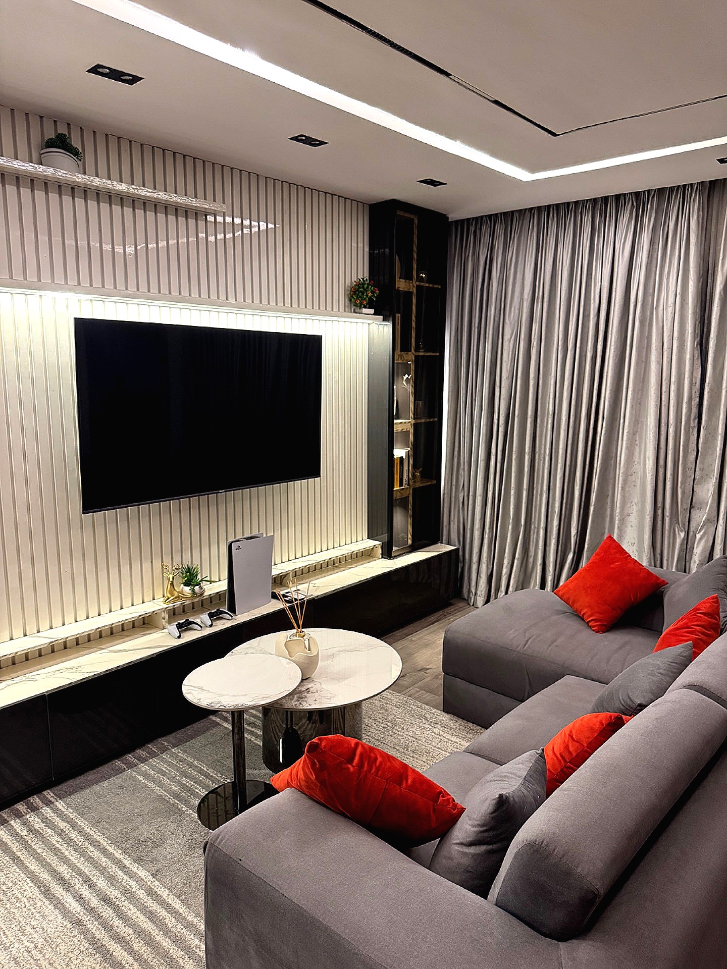 Aura & Autonomy: The Ikate 2Bedroom Creative Suite — photo 1