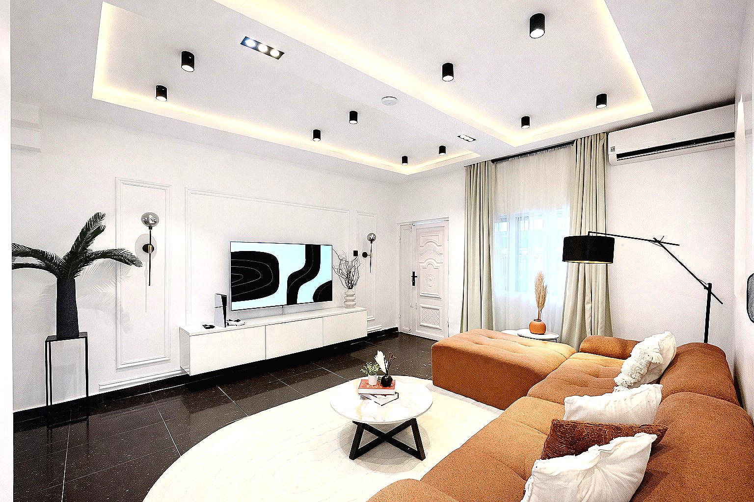 Escape to Soft Life | Luxury 3bedroom, Ago Palace — photo 5