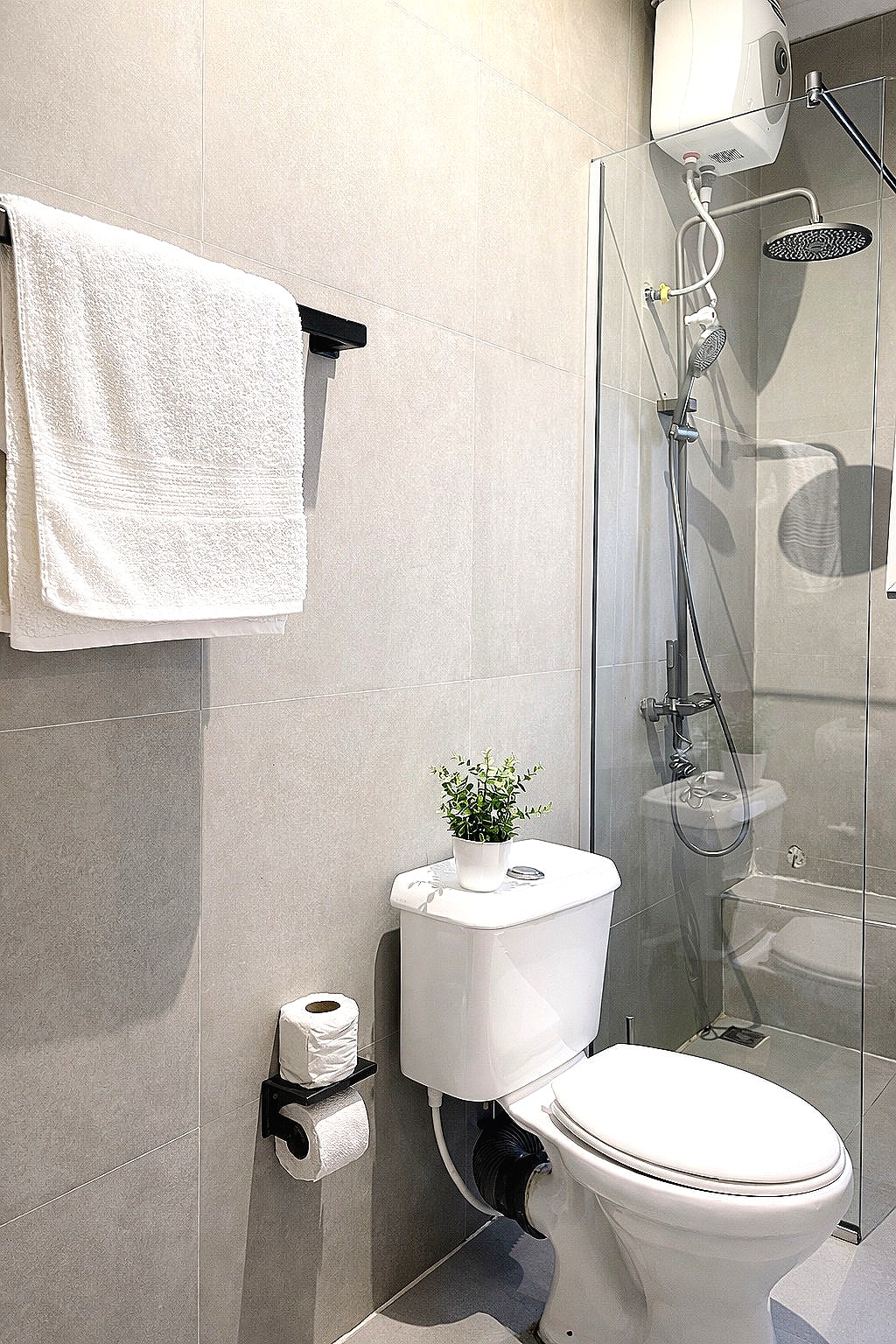 Luxury Living: 2 Bedroom with 24/7 Power, in Ago Palace — photo 8