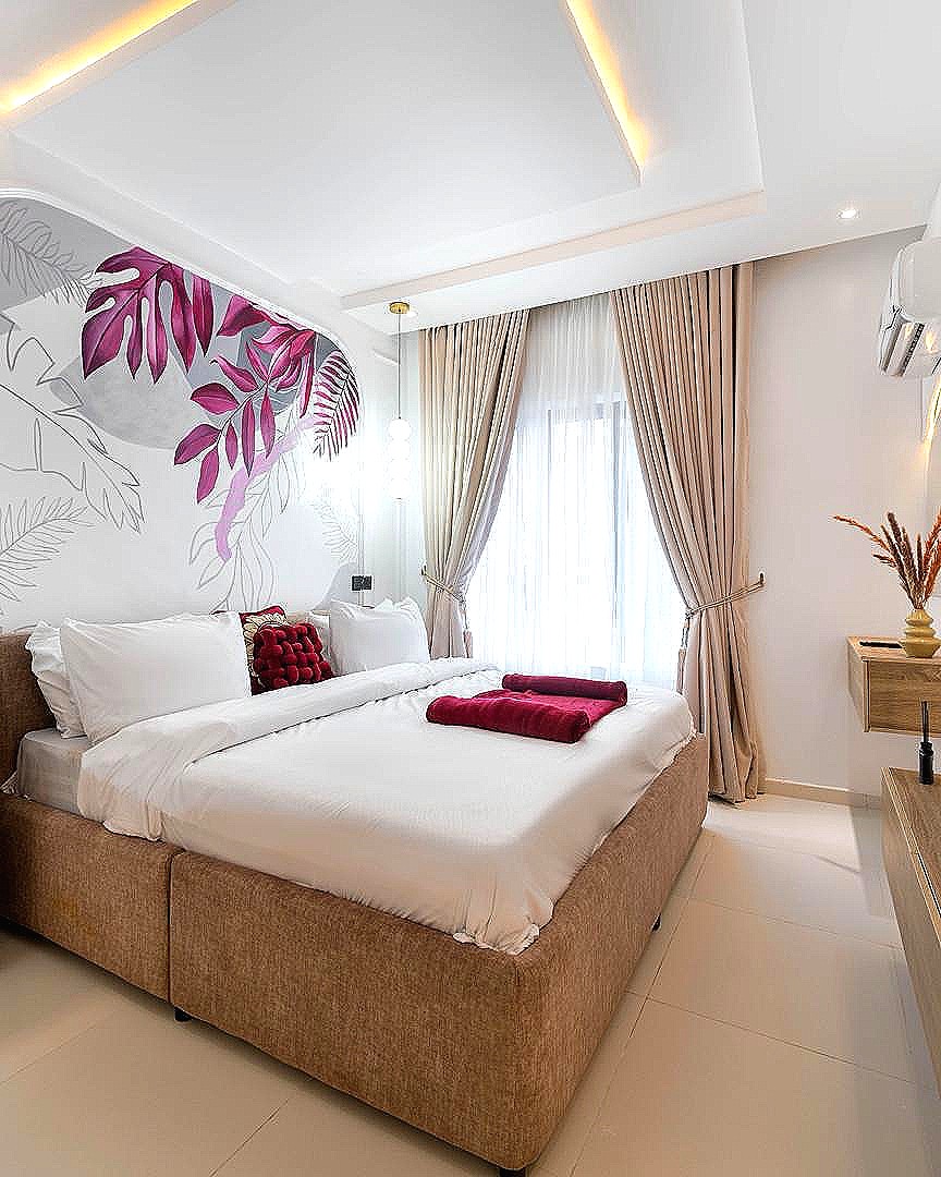 Lekki Phase 1 Escape: 2Bedroom designed for Comfort — photo 8