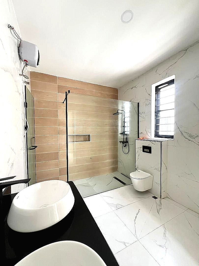Well Finished 5Bedroom Fully Detached Duplex For Sale. — photo 4