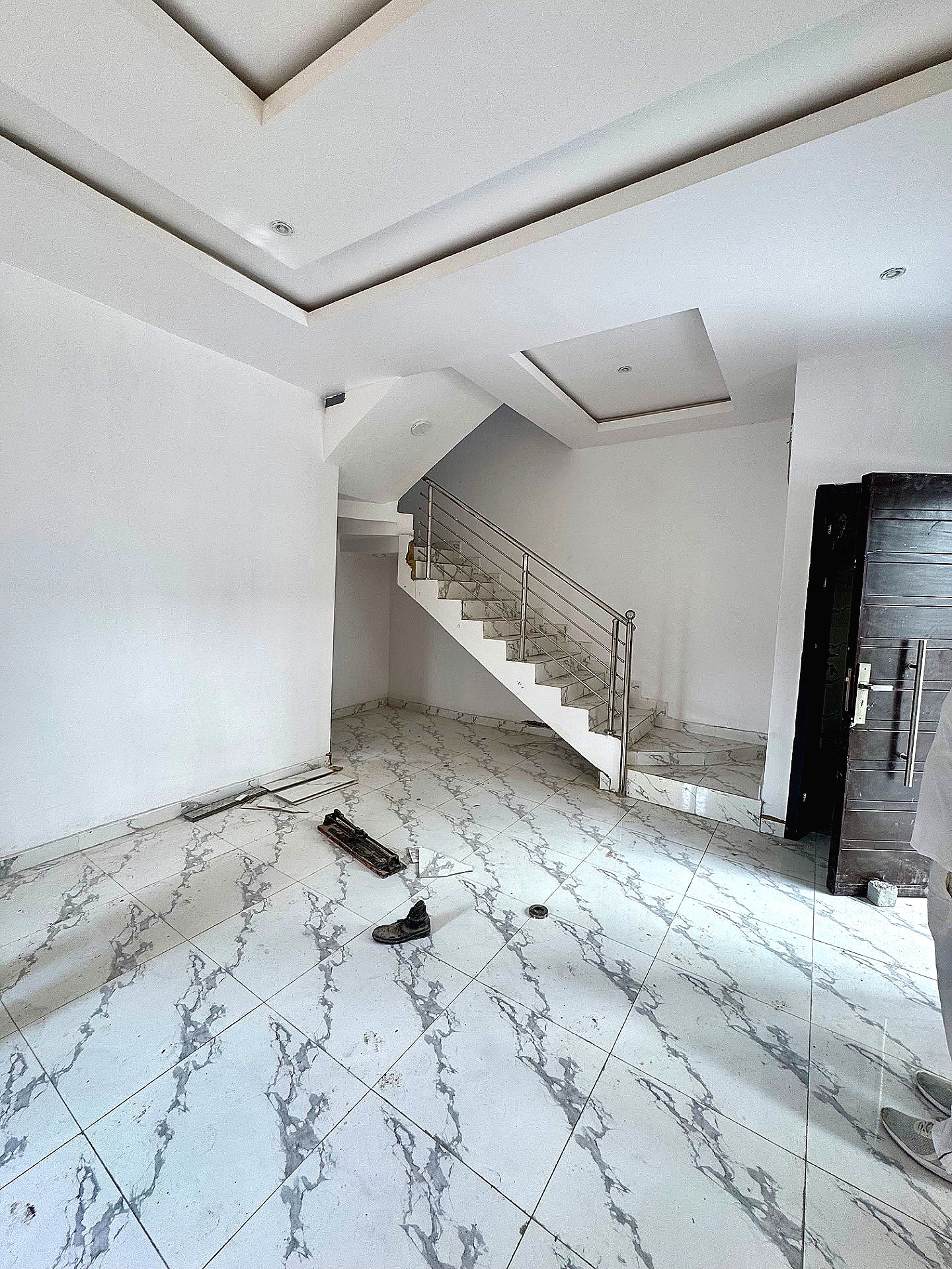 Luxury 4bedroom Apartment with BQ in Lekki Phase 1 — photo 4