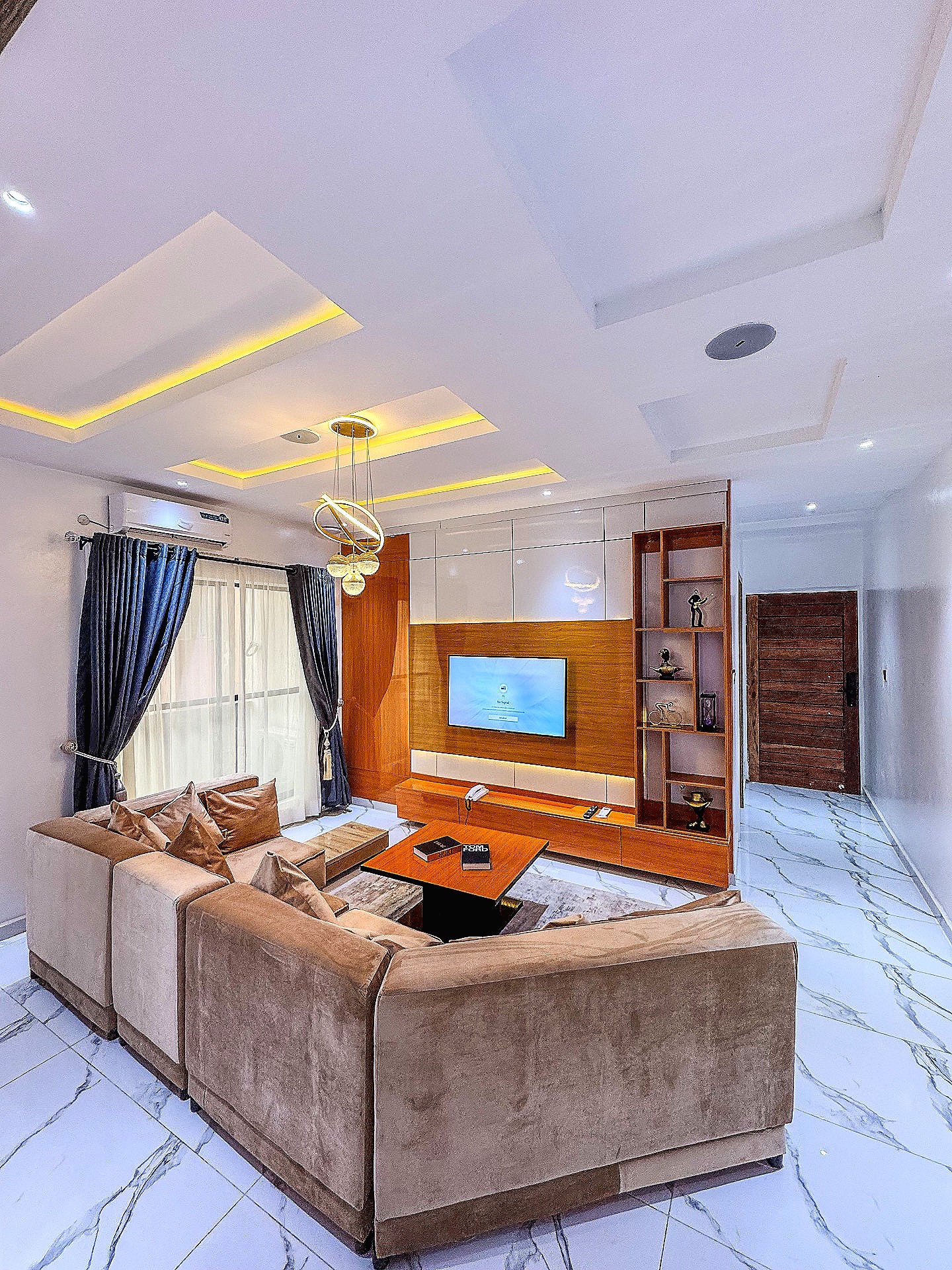 Brand New Luxury 2 bedroom Apartment, Ijesha Surulere — photo 2