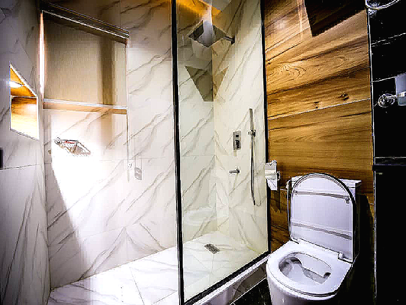 Flint's 3 Bedroom Den in Chevron Estate, Lekki — photo 7