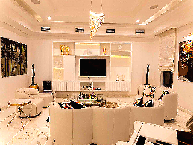 3 Bedroom Luxury Pentsuite — photo 2