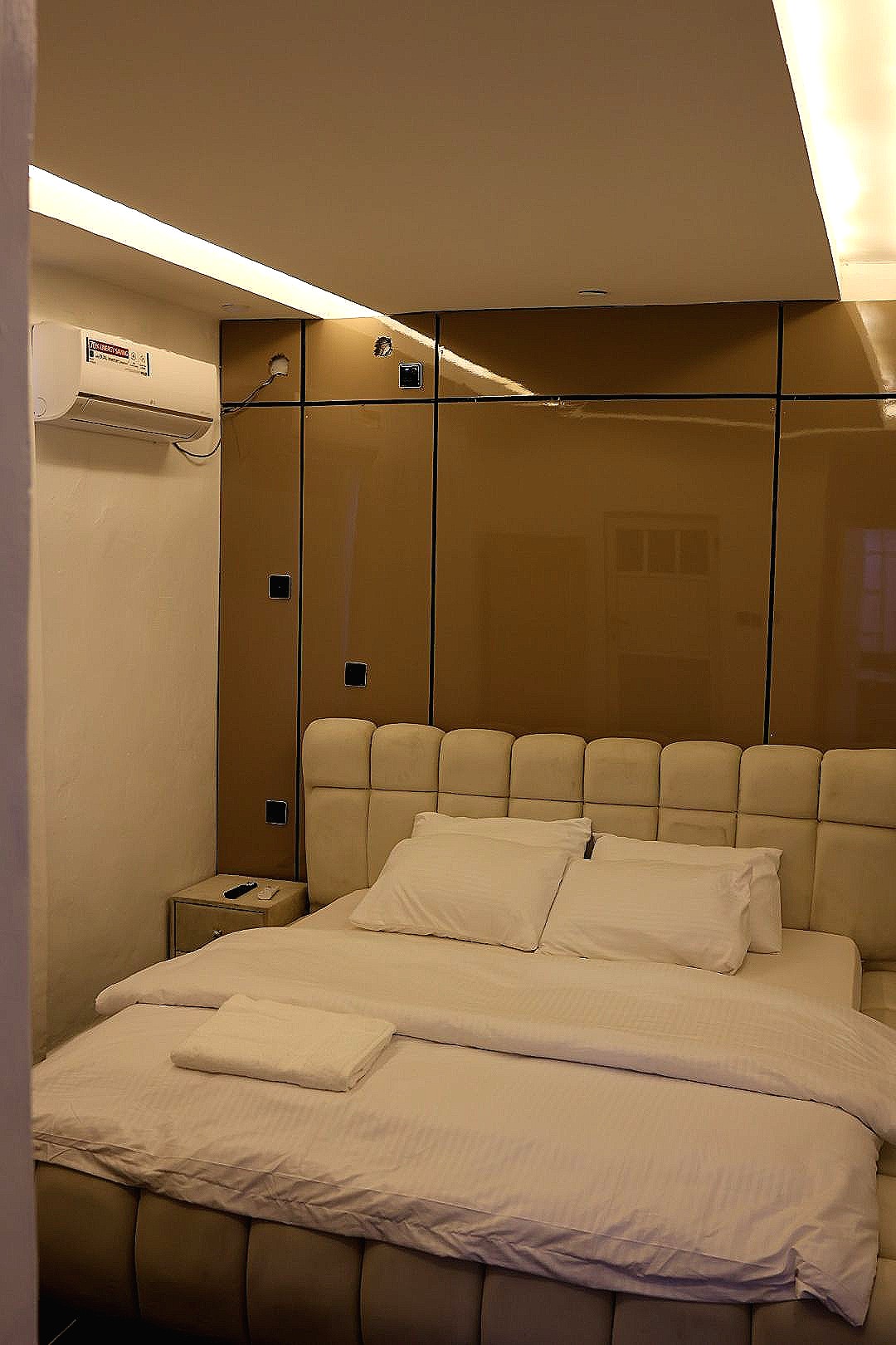 Modern Luxury 2 Bedroom Apartment, Ipaja — photo 5