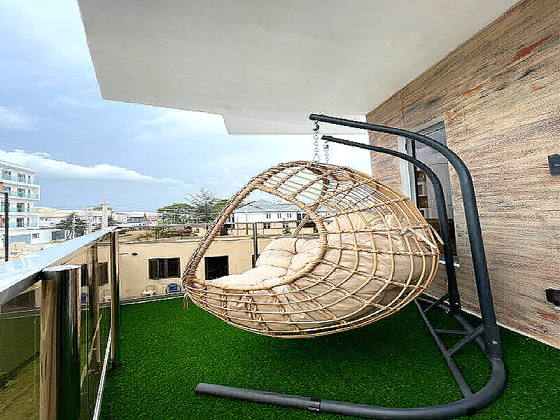 Luxury Four Bedroom Escape in Lekki Phase 1 — photo 8