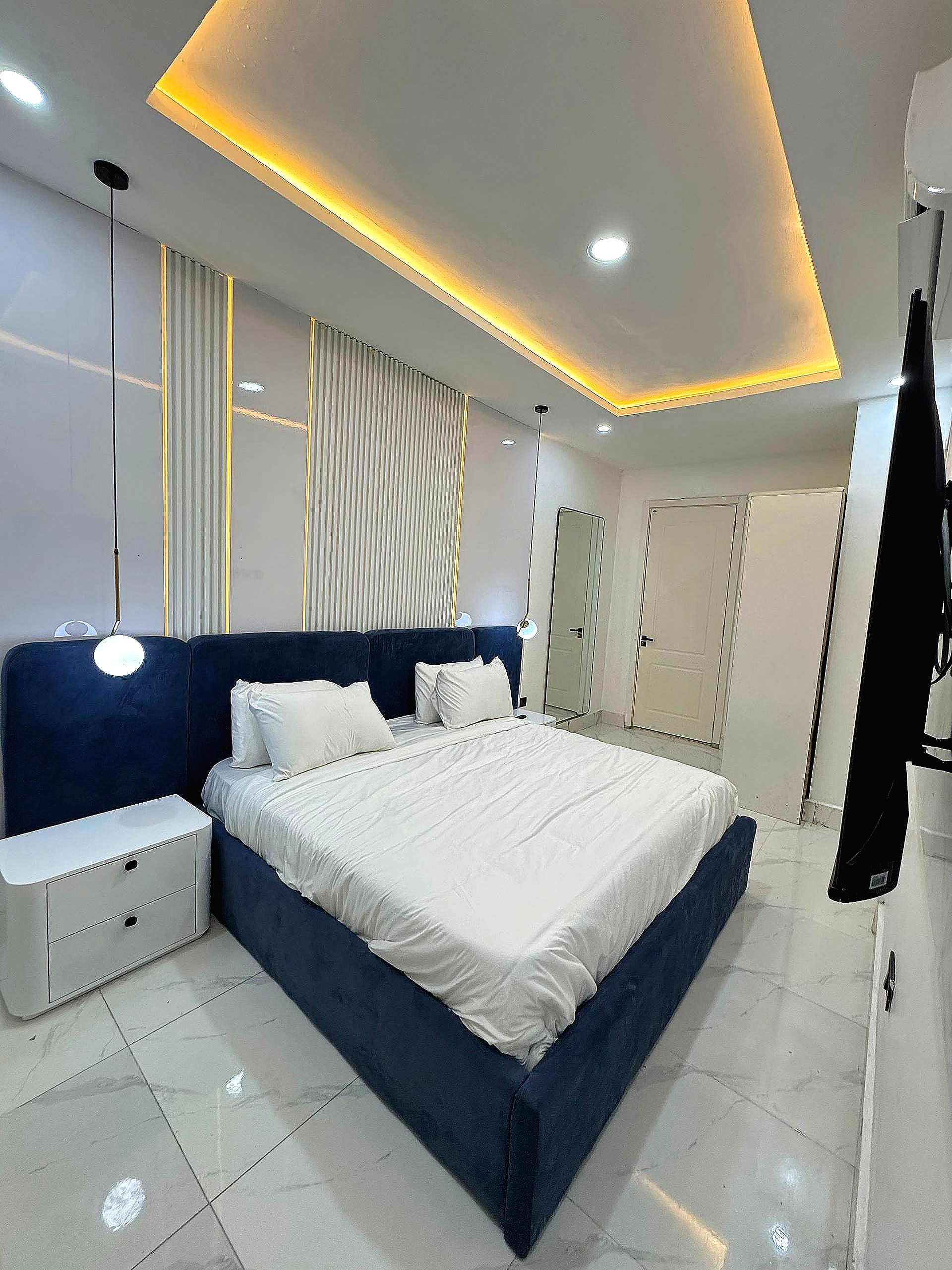 Six Bedroom Luxury Stay in Lekki Phase 1 — photo 4