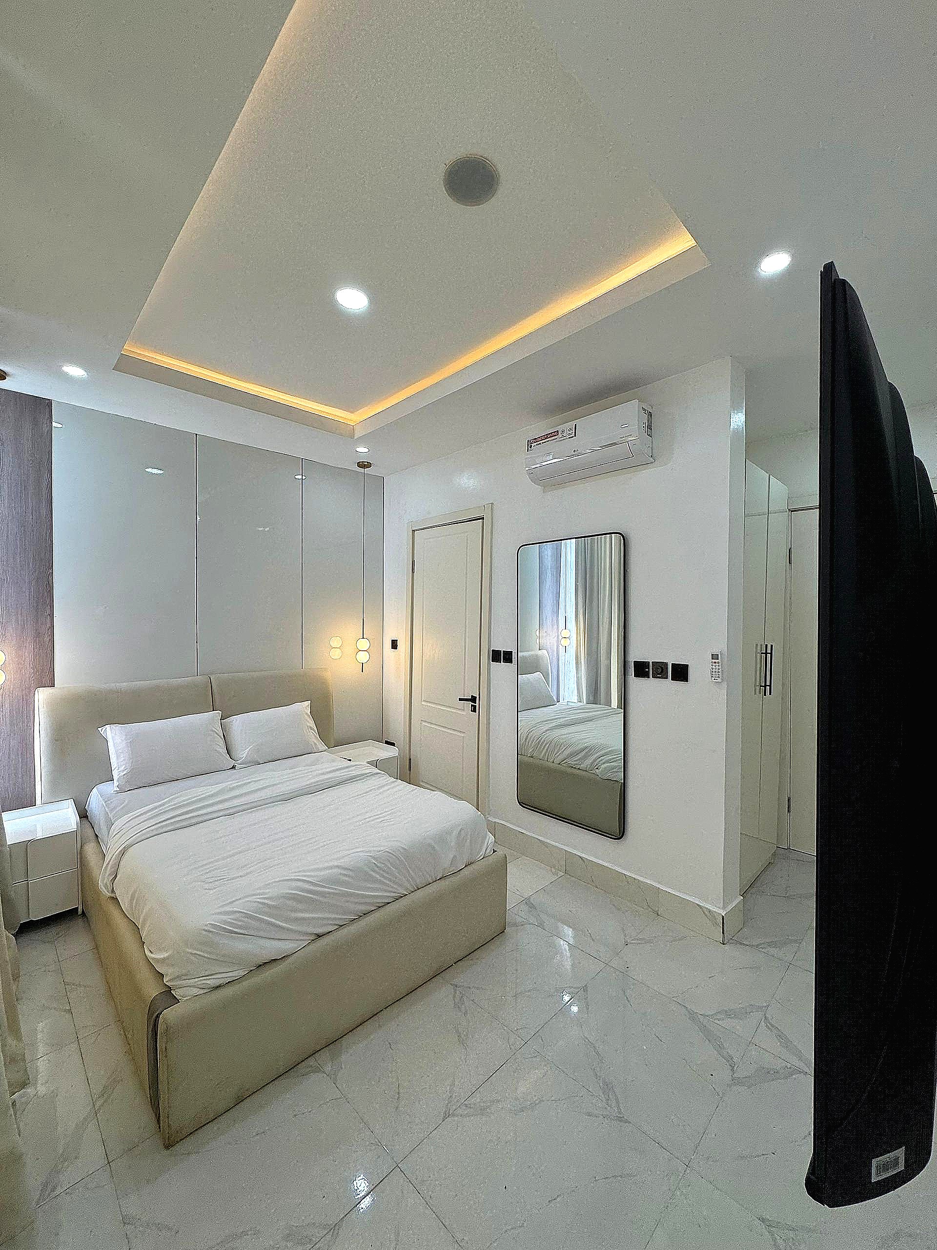 Six Bedroom Luxury Stay in Lekki Phase 1 — photo 6